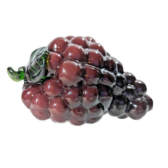Glass Grape Cluster Green Leaf Stem Purple Grapes Cluster Paperweight Vintage - Picture 1 of 4